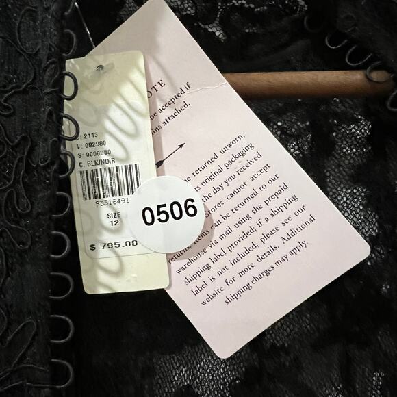 V.Chapman Womens The Jules Turtleneck Lace Maxi Dress Black Size 12 NWT - Picture 7 of 12